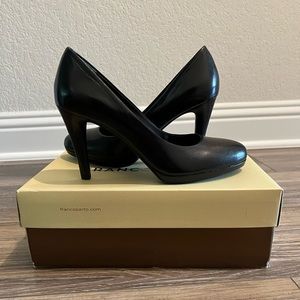 Franco Sarto Black Pump Sz 6.5 NIB